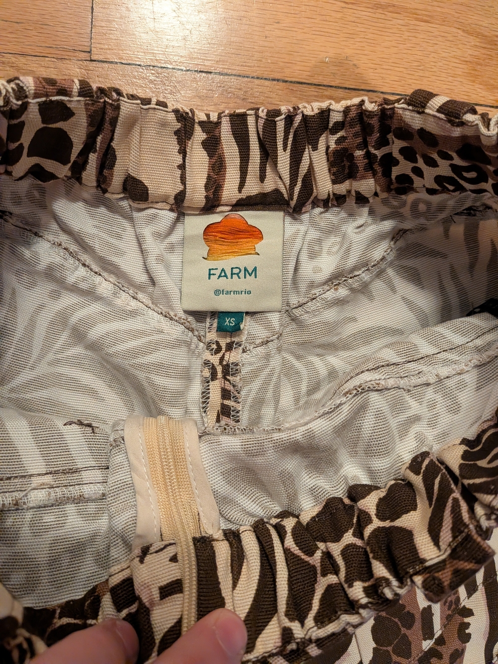 FARM Rio Safari Sand Shorts - Picture 4 of 9